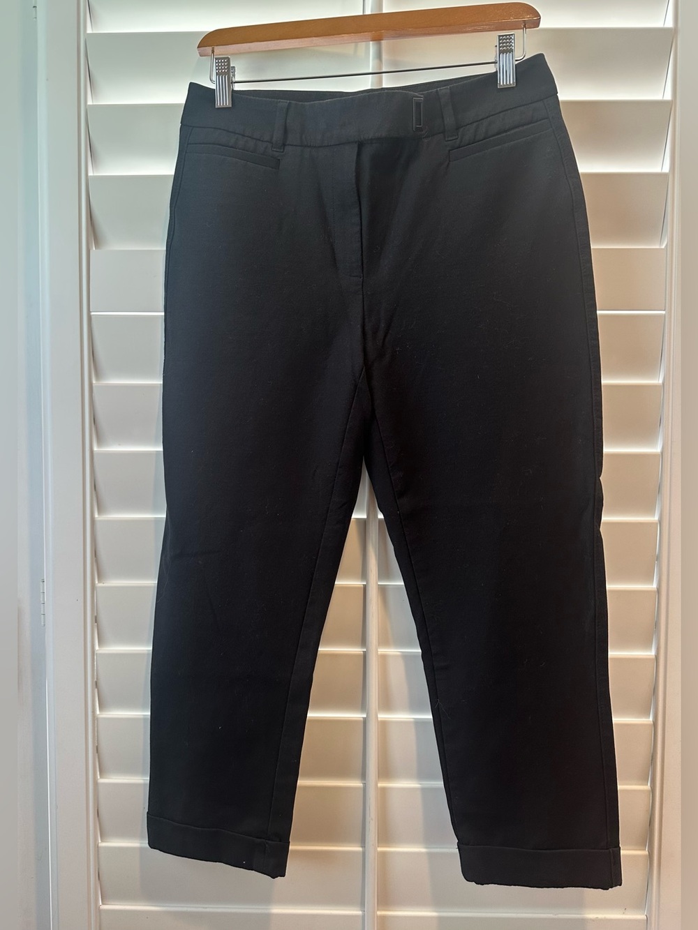White House Black Market Slim Crop Pants- Size 4